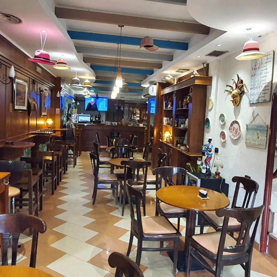 Quick Stop Hotel Tiran Dış mekan fotoğraf