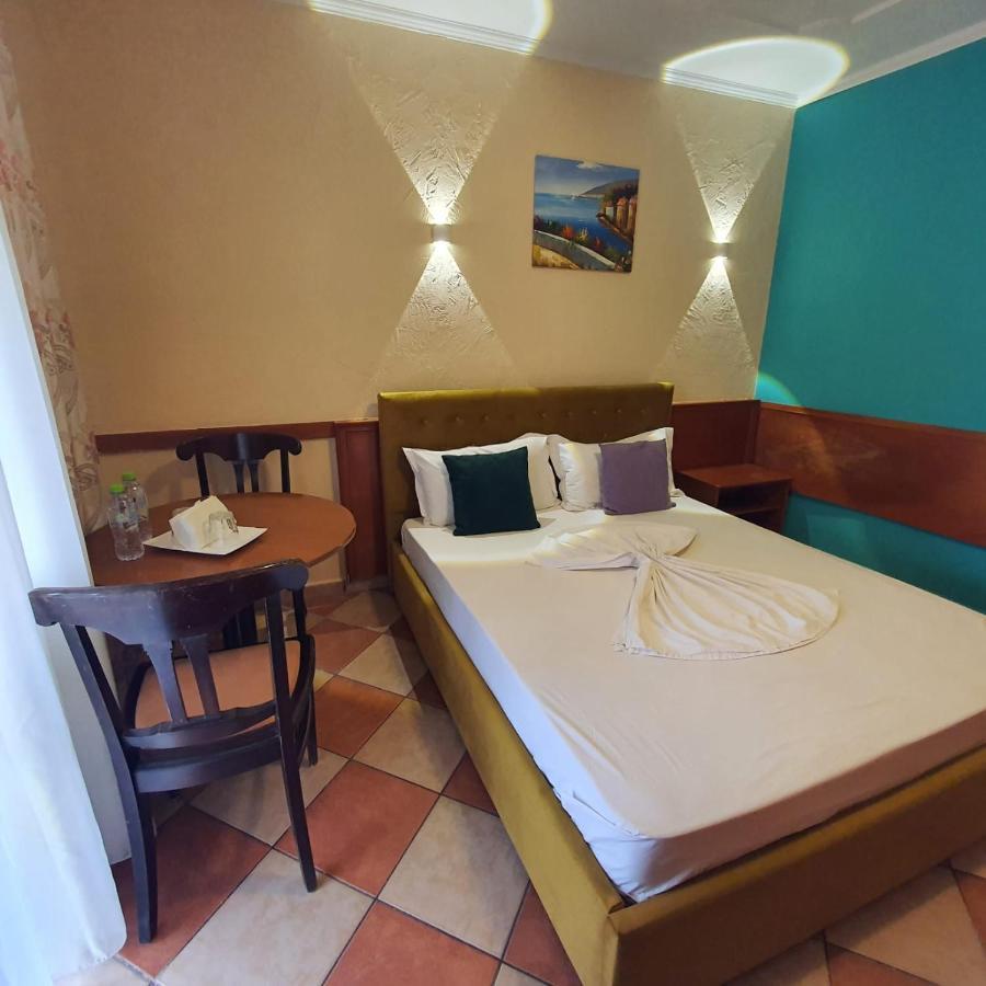 Quick Stop Hotel Tiran Dış mekan fotoğraf