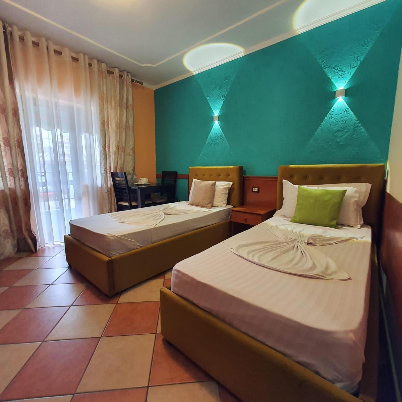 Quick Stop Hotel Tiran Dış mekan fotoğraf