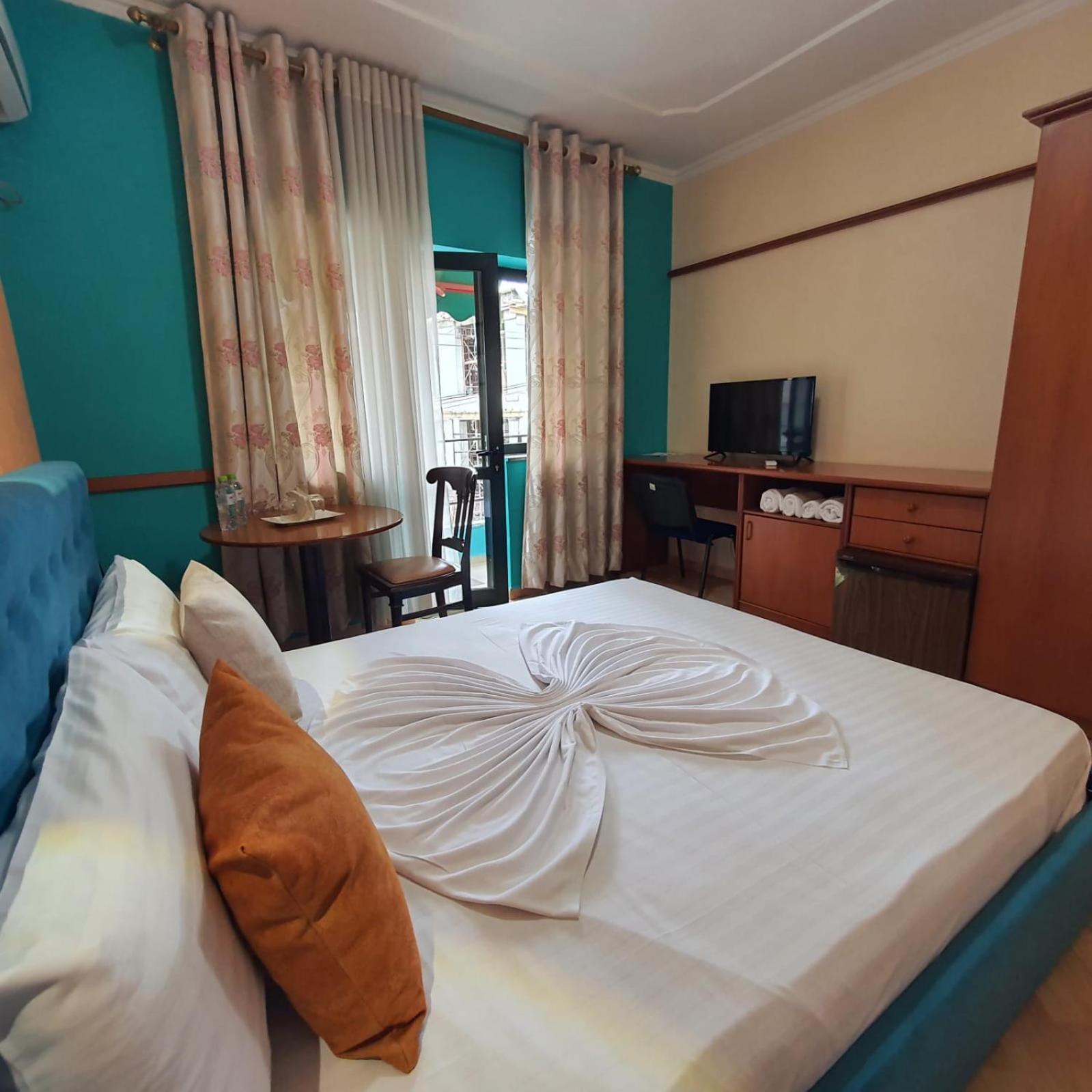 Quick Stop Hotel Tiran Dış mekan fotoğraf