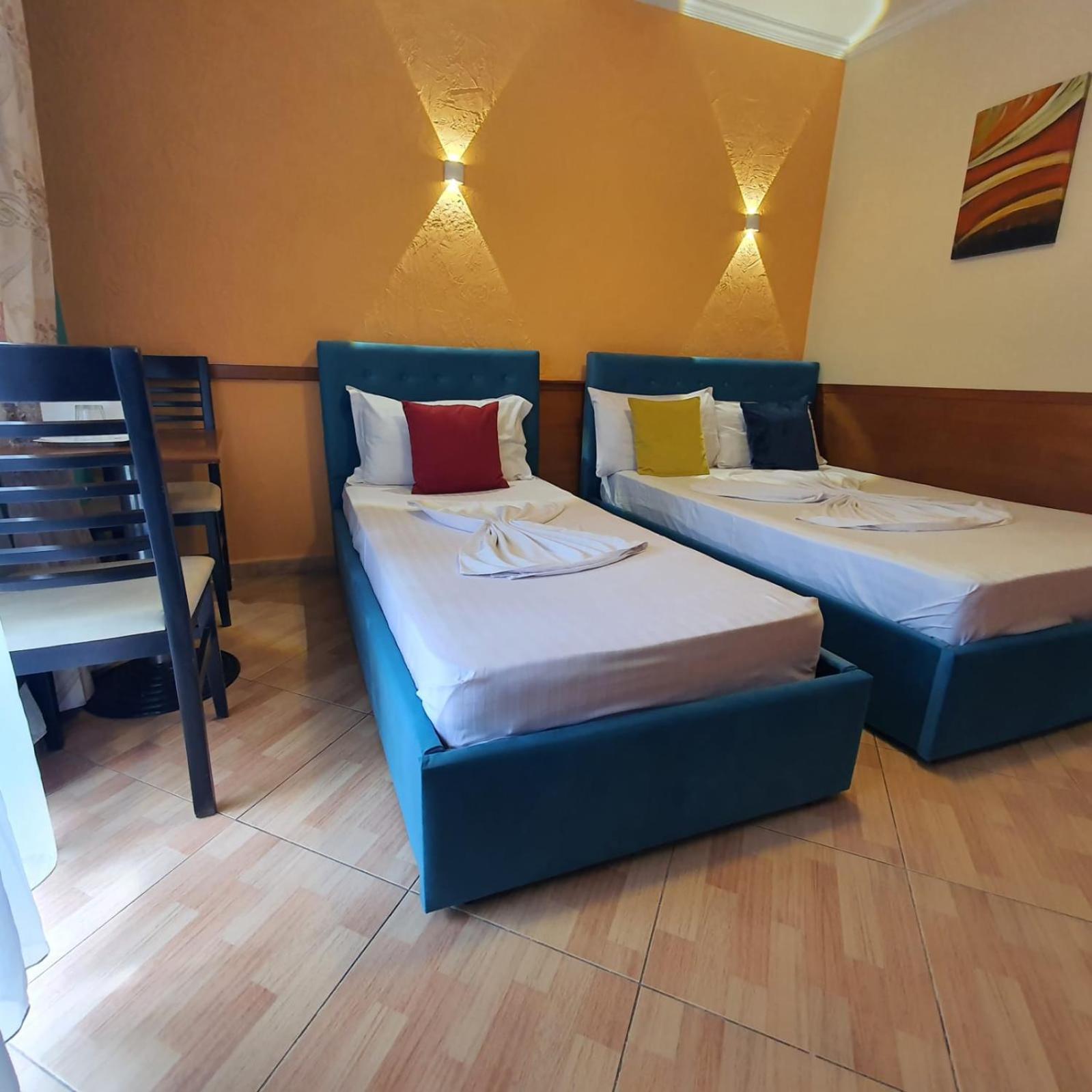 Quick Stop Hotel Tiran Dış mekan fotoğraf