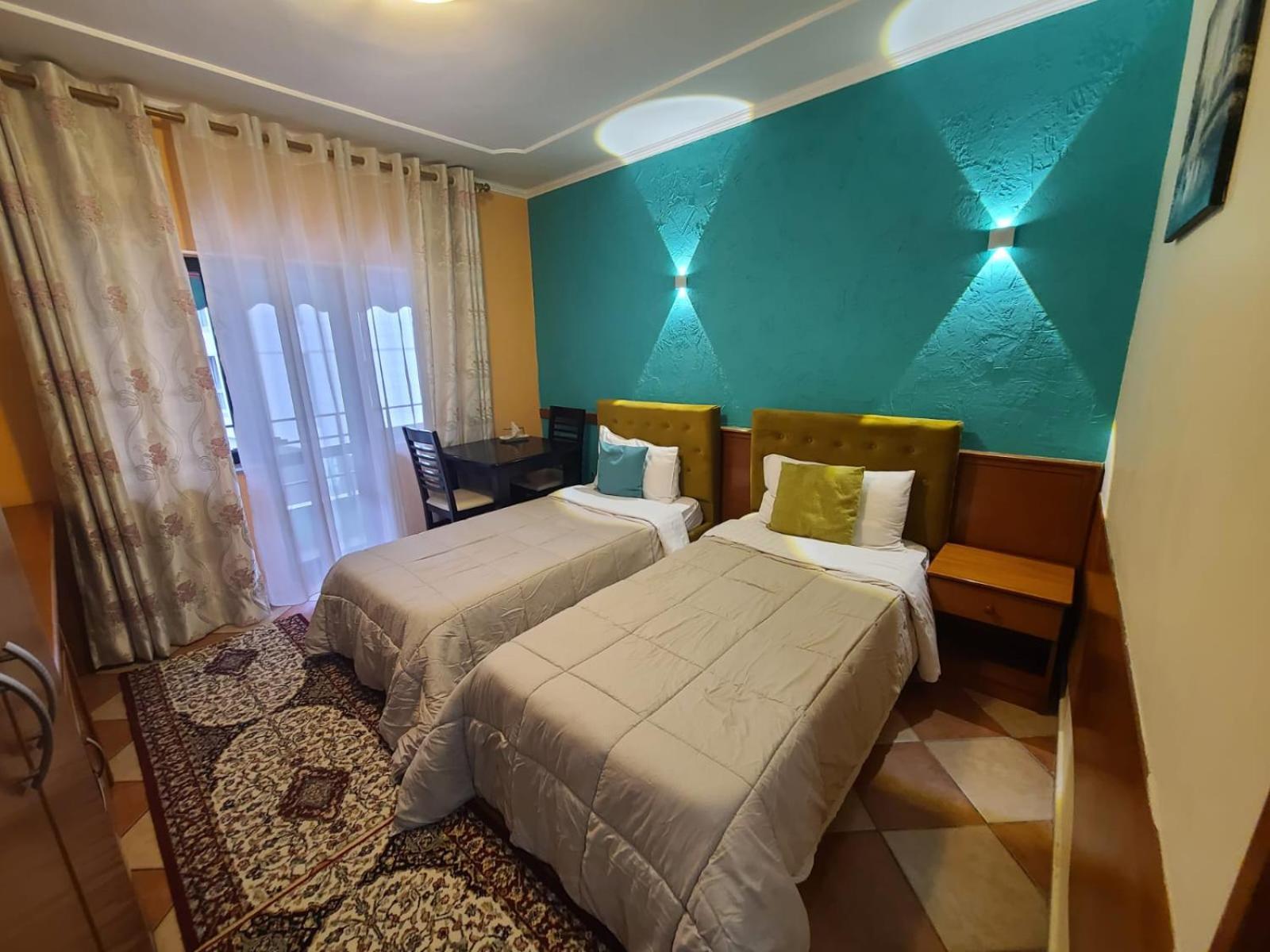 Quick Stop Hotel Tiran Dış mekan fotoğraf